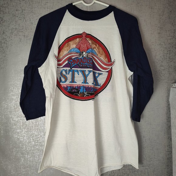 Vintage STYX Paradise Theatre Raglan Shirt - Picture 1 of 6